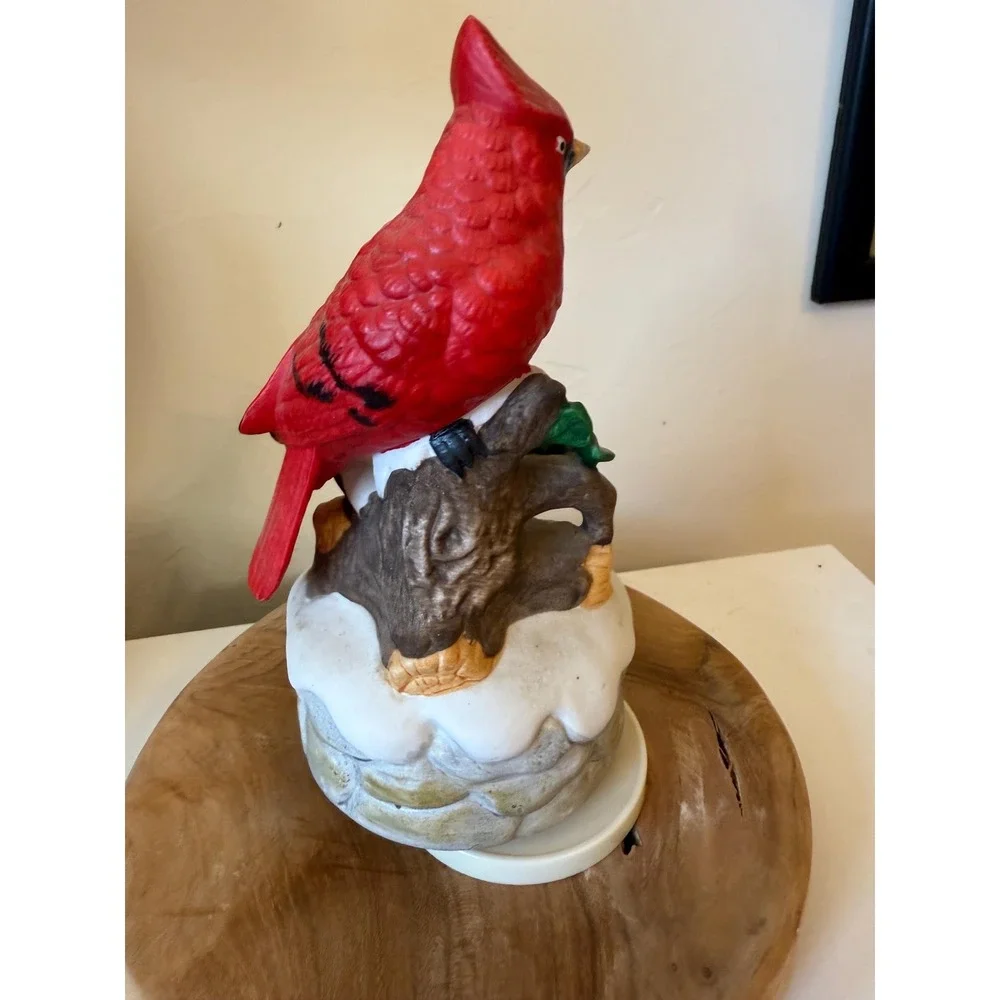 Vintage Cardinal Bird Ceramic Music Box